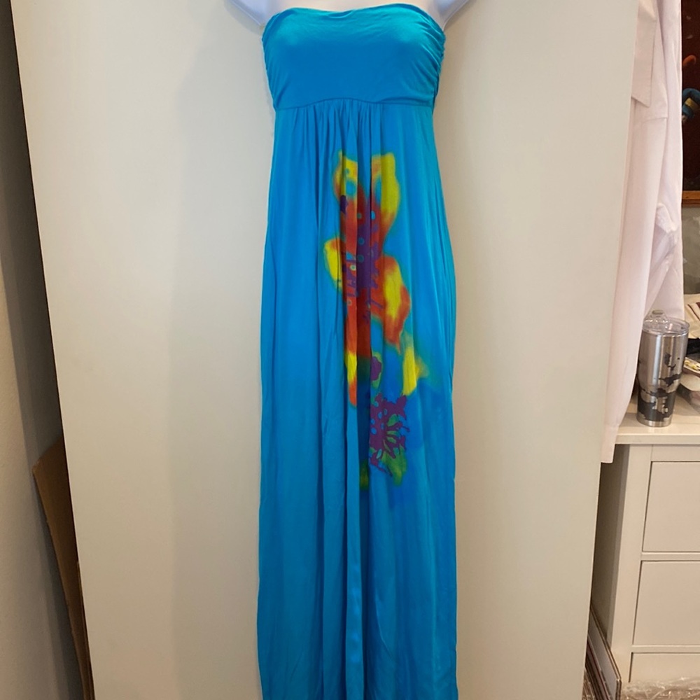 Maxi S turquoise long dress with spray painted flowers and designs. Strapless